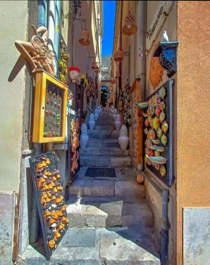 Le Ancorette Giardini Naxos Appartamento